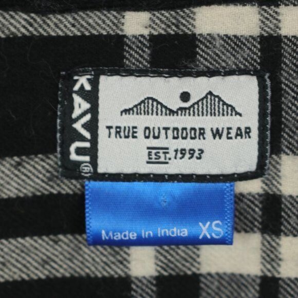Kavu Women's XS Black & White Plaid Cotton Flannel Long Sleeve Button Up Shirt - Picture 8 of 9